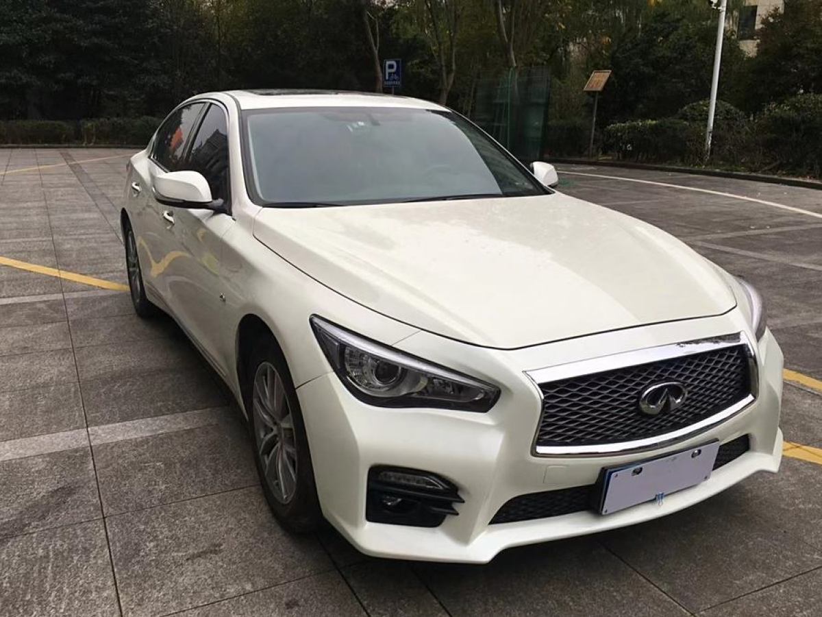 英菲尼迪 Q50L  2015款 2.0T 悅享版圖片