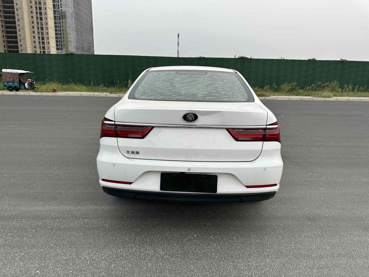 比亞迪 秦  2019款 1.5L 自動尊貴型圖片