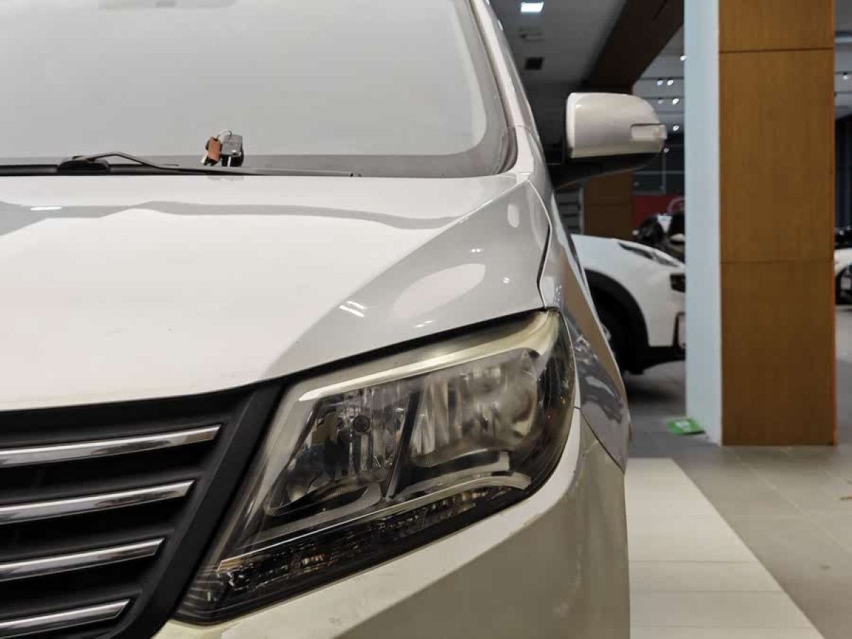 東風(fēng)風(fēng)行 風(fēng)行S500  2016款 1.6L 手動豪華型圖片