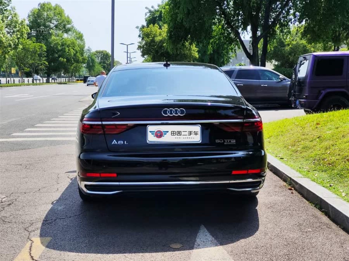 奧迪 奧迪A8  2023款 A8L 50 TFSI quattro 臻選型圖片