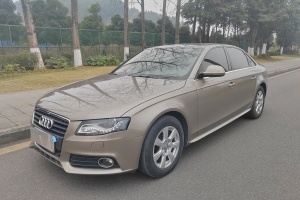 奧迪A4L 奧迪 35 TFSI 自動(dòng)舒適型