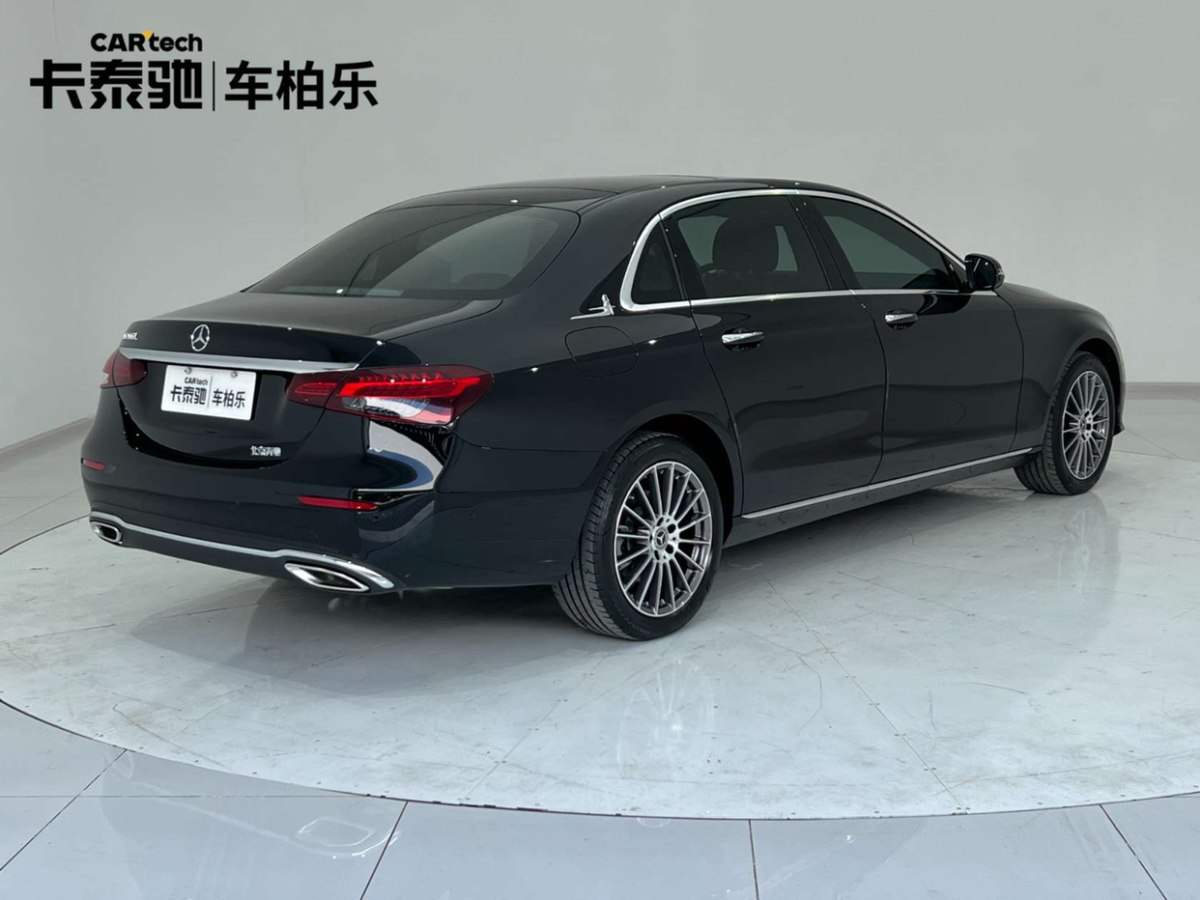 奔驰 奔驰E级  2022款 E 260 L图片