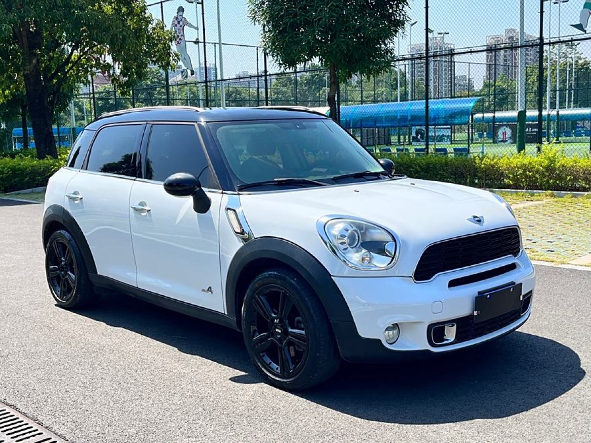 2014年8月MINI COUNTRYMAN  2013款 1.6T COOPER S ALL4 滑雪版