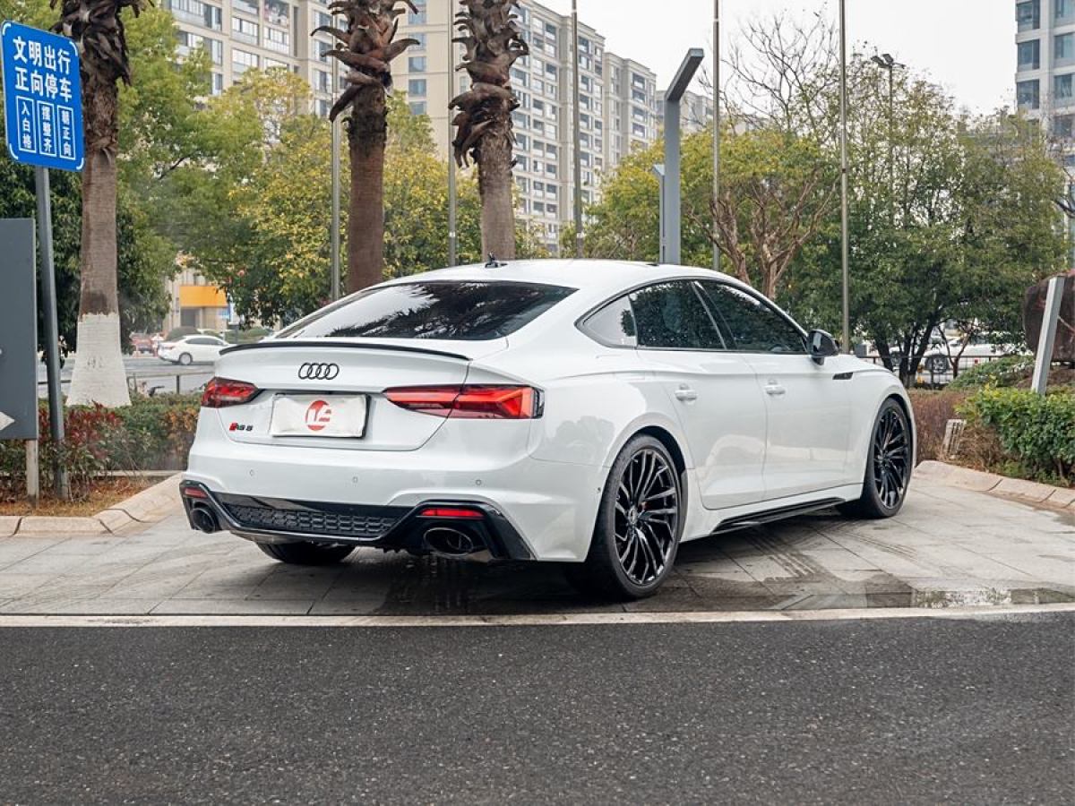 奧迪 奧迪RS 5  2021款 RS5 Sportback 黑曜版圖片