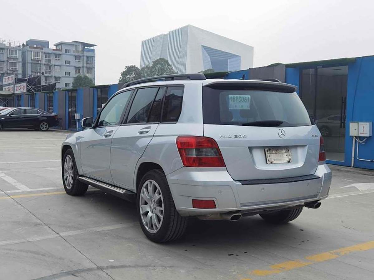 奔馳 奔馳GLK級  2011款 GLK 300 4MATIC 時尚型圖片