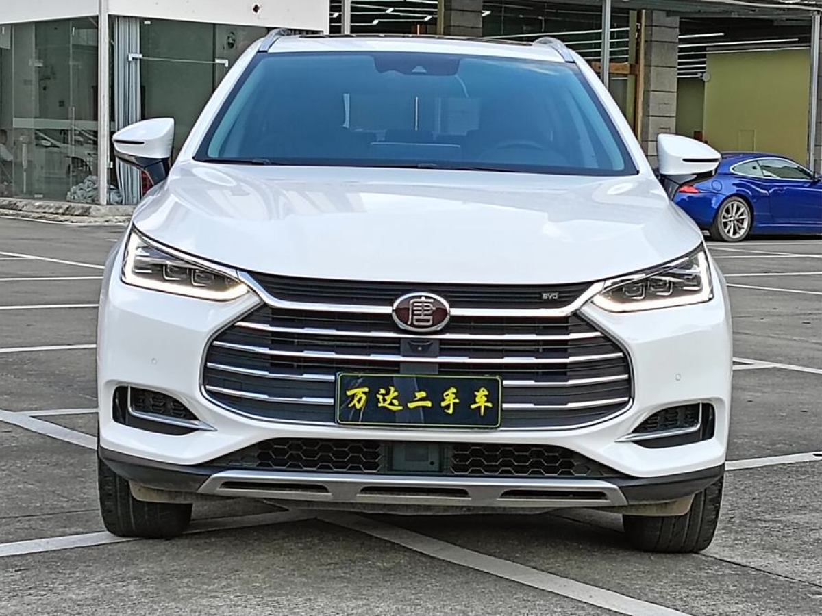 2019年4月比亞迪 唐  2018款 2.0T 自動智聯(lián)尊榮型 7座