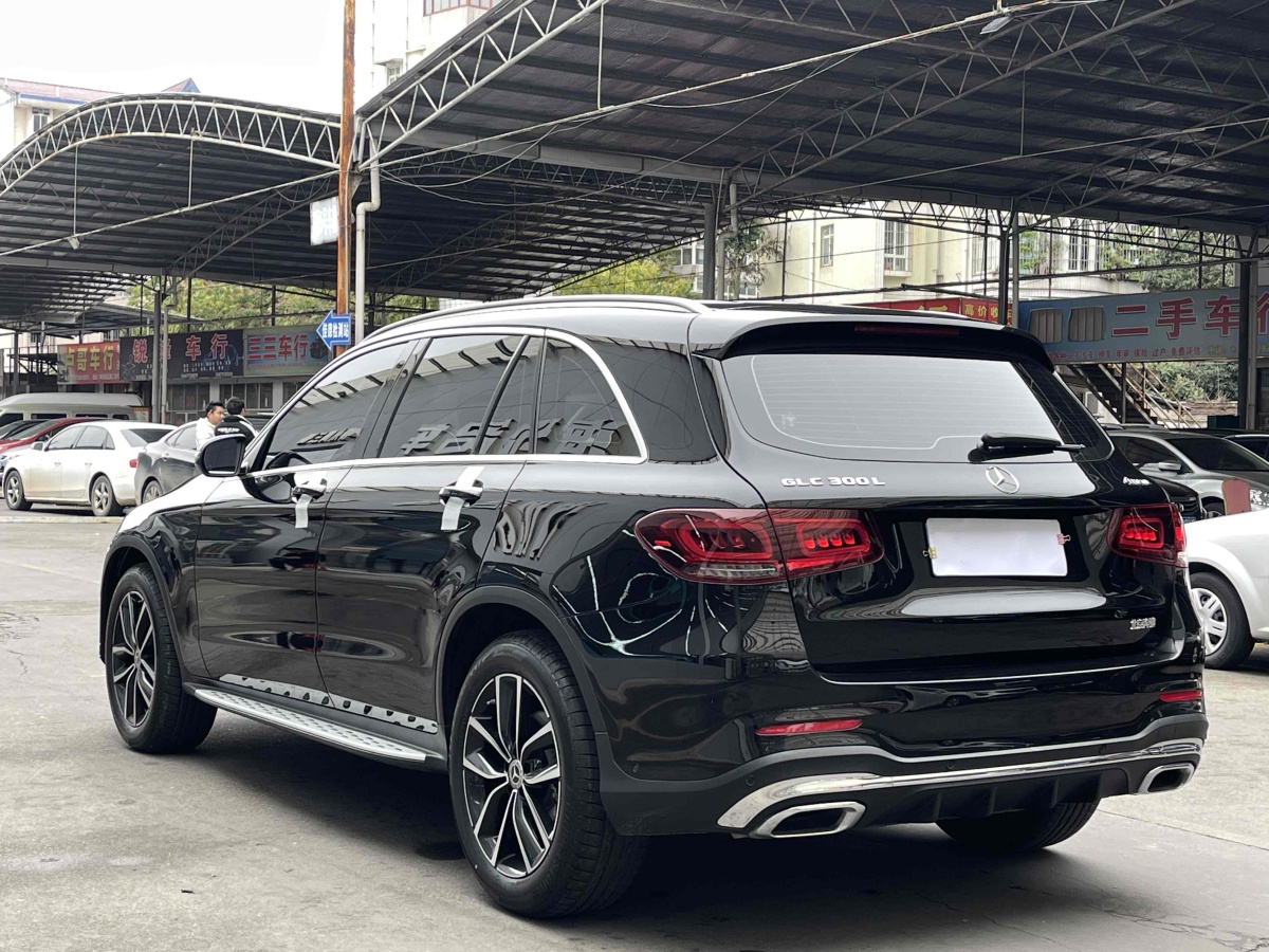 奔馳 奔馳GLC  2018款 改款 GLC 300 4MATIC 動感型圖片