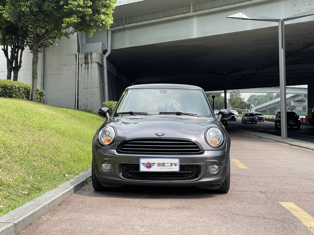 2012年4月MINI MINI  2012款 1.6L COOPER Baker Street