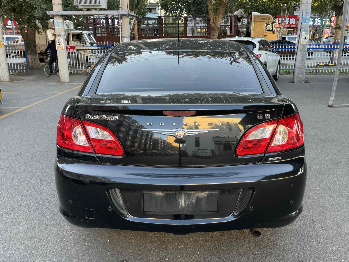 克萊斯勒 鉑銳  2008款 2.0L 豪華型圖片