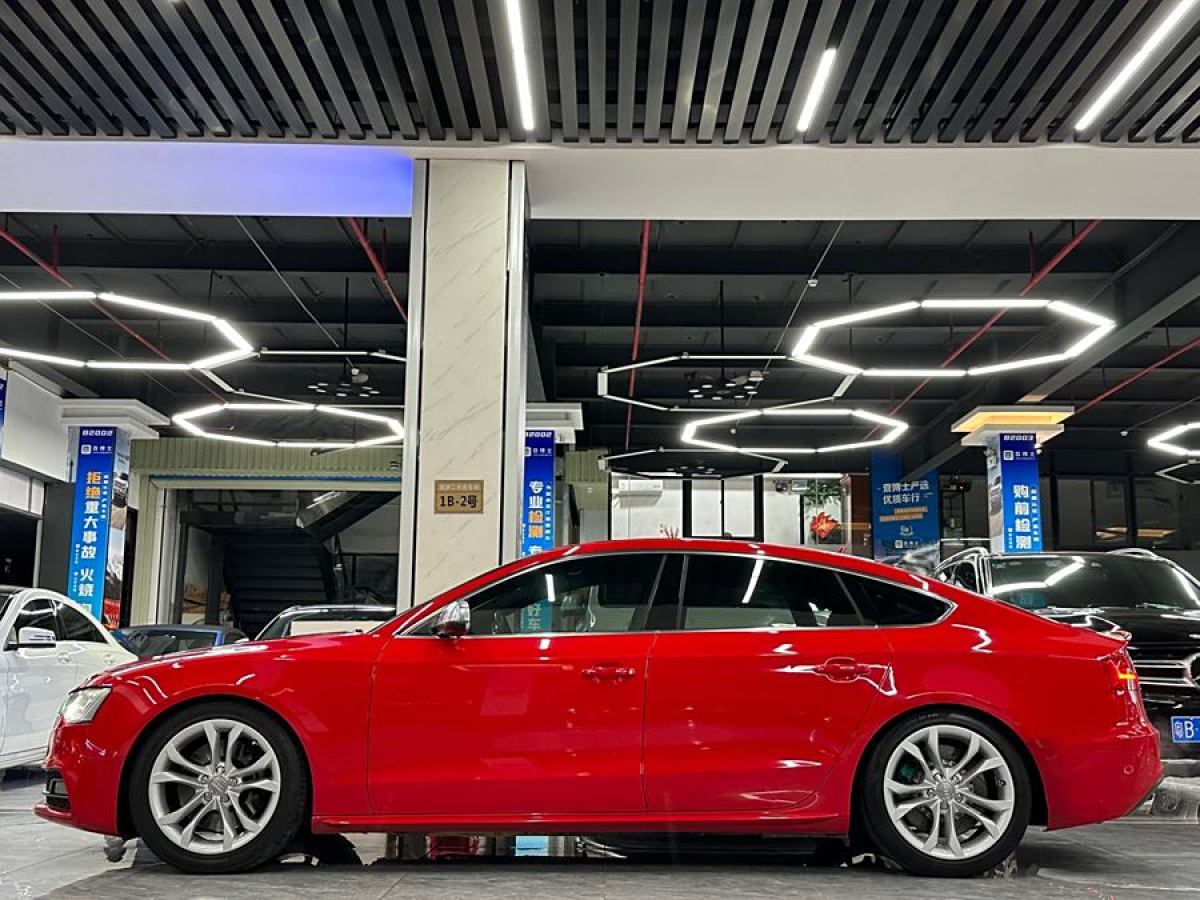 2014年6月奧迪 奧迪S5  2012款 S5 3.0T Sportback