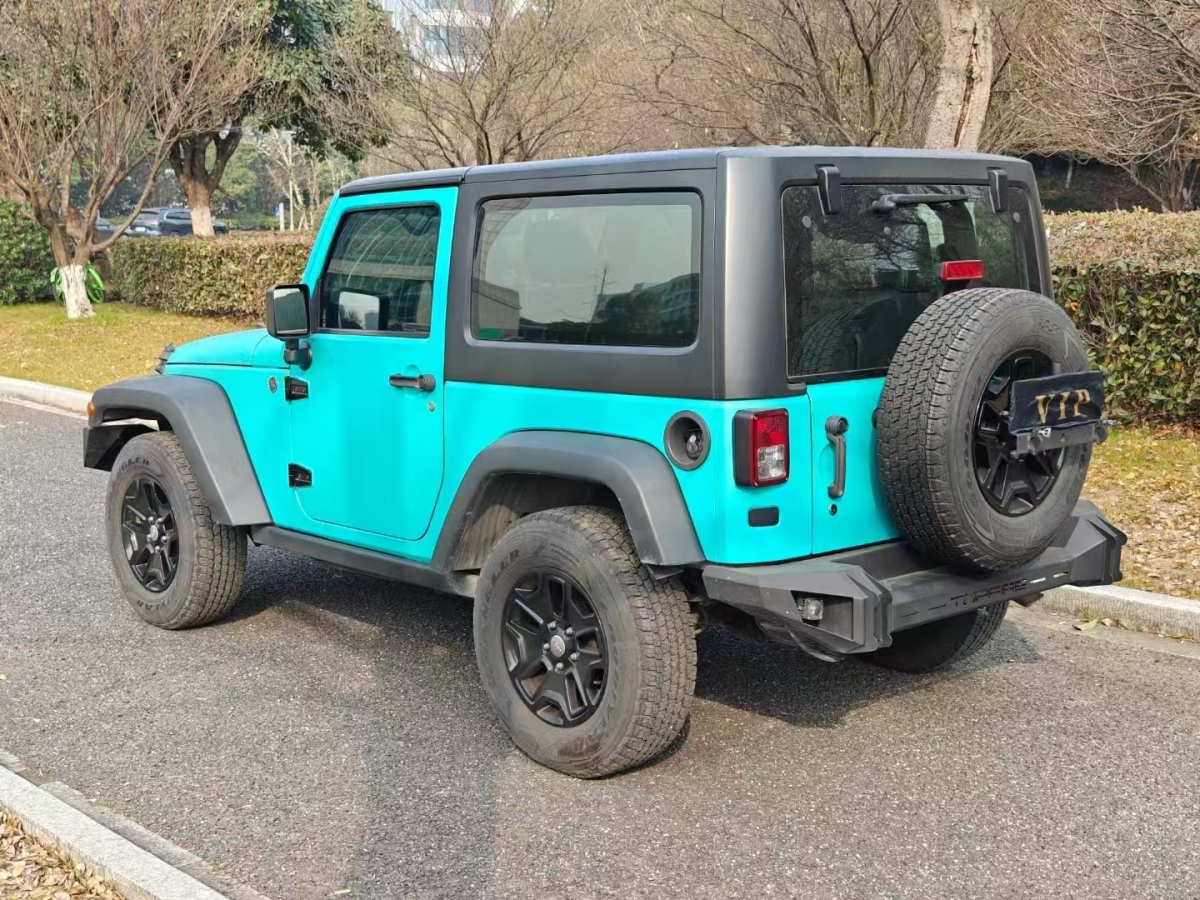 Jeep 牧馬人  2015款 3.6L Rubicon 兩門舒享版圖片