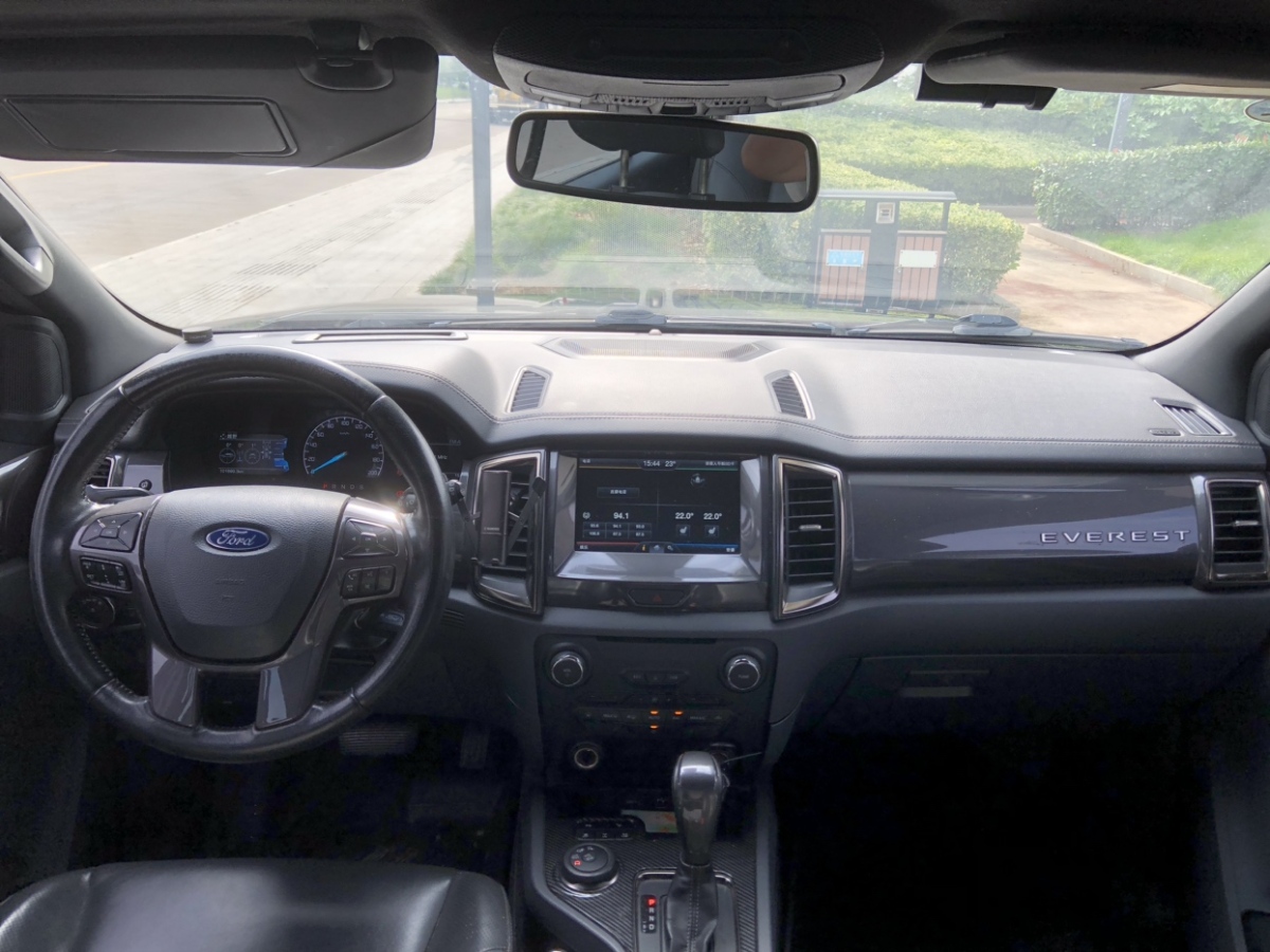 福特 撼路者  2016款 2.0T 汽油自动四驱旗舰版图片