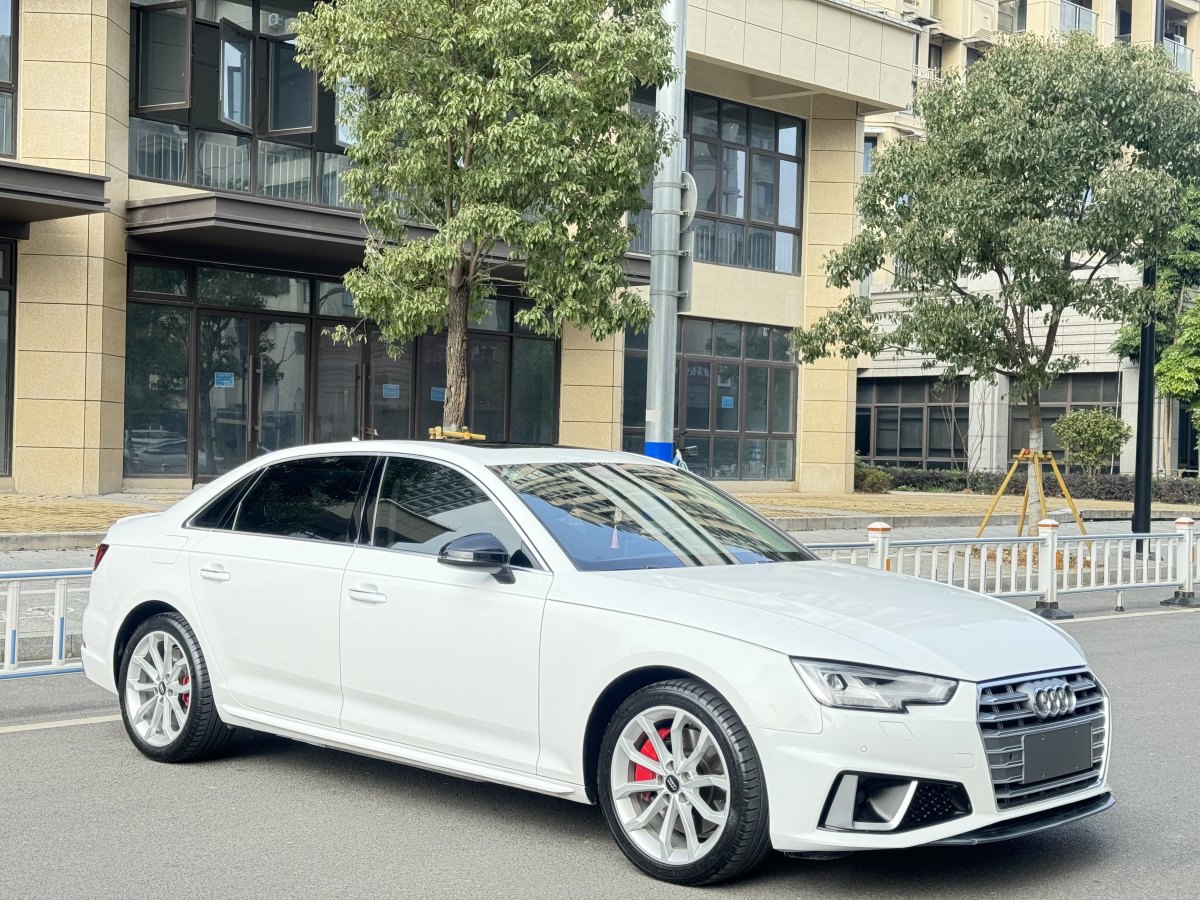 奧迪 奧迪A4L  2019款 45 TFSI quattro 個性運動版 國VI圖片