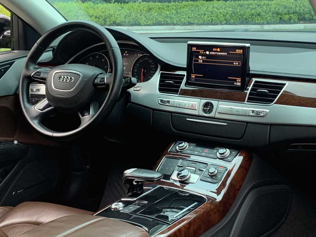 奧迪 奧迪A8  2013款 A8L 45 TFSI quattro豪華型圖片