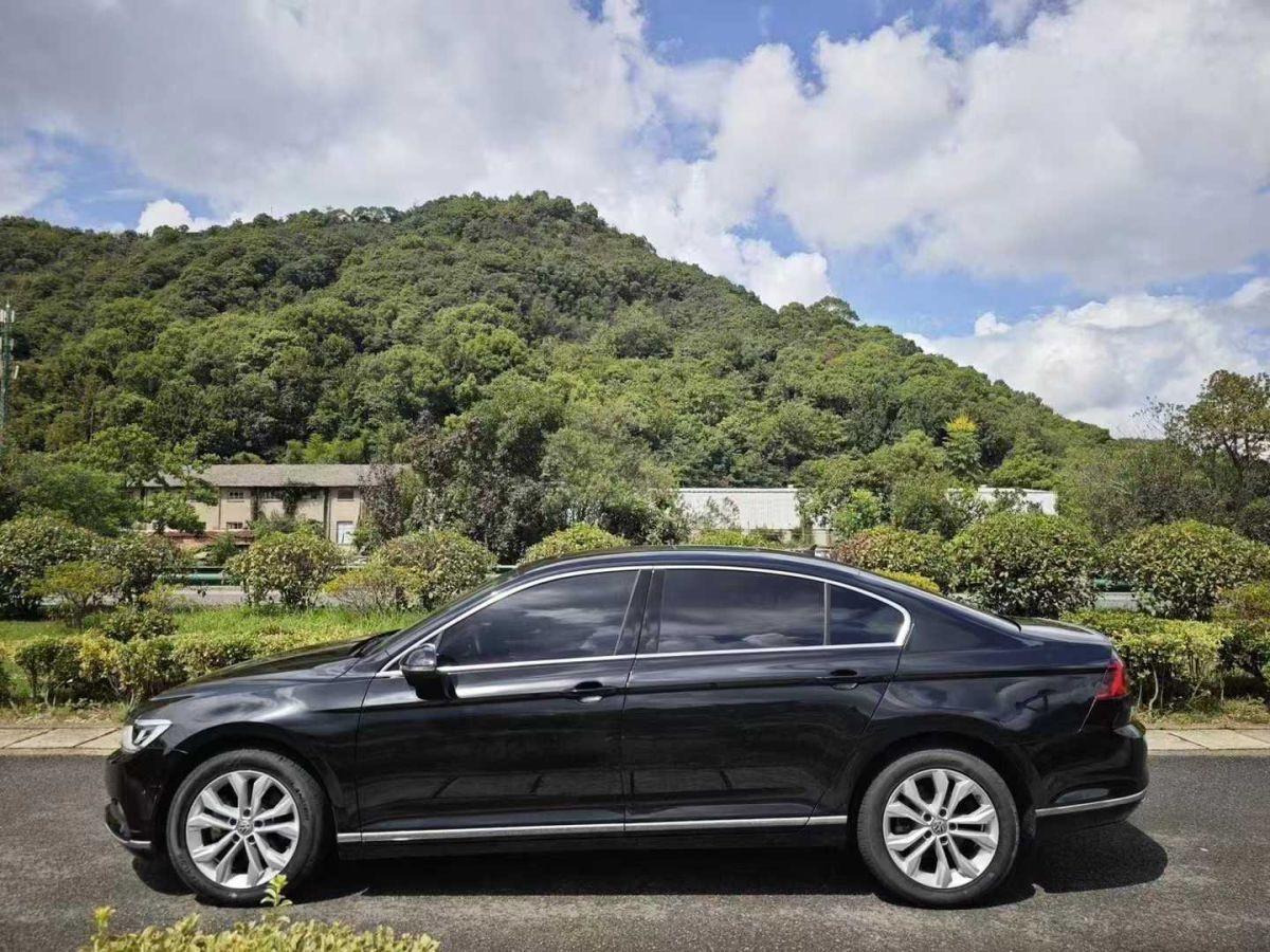 大眾 邁騰  2019款 280TSI DSG 領(lǐng)先型圖片