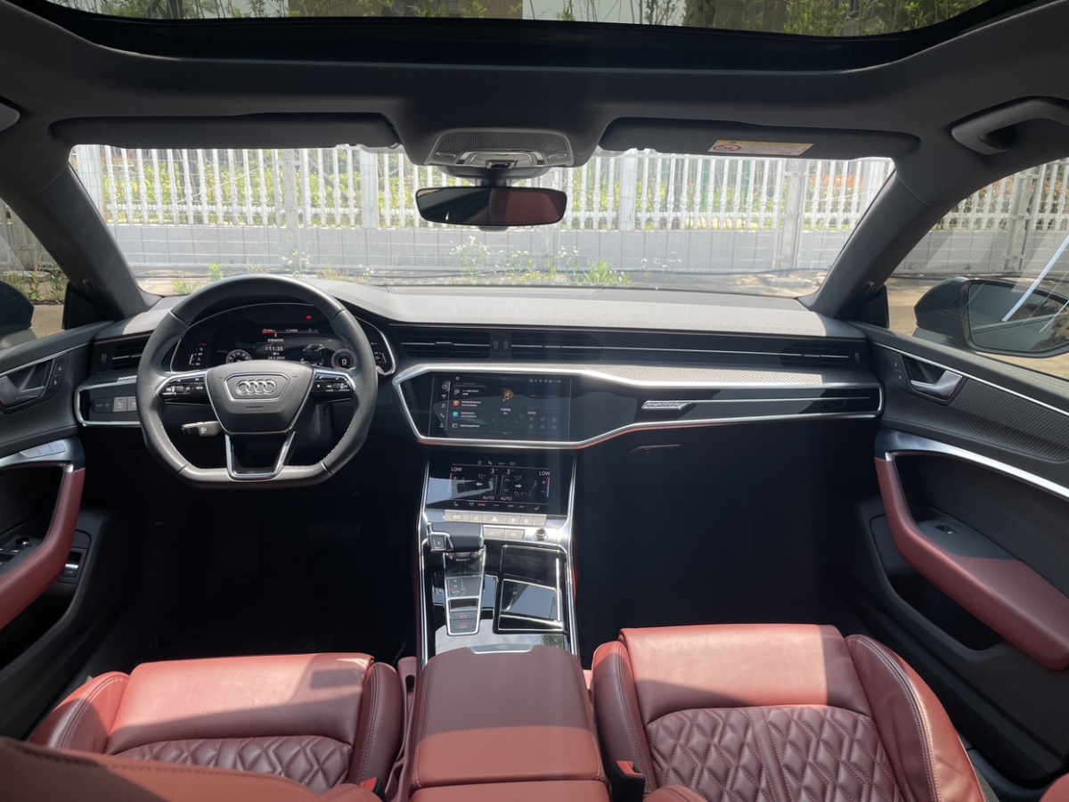 2023年6月奧迪 奧迪A7L  2023款 45 TFSI quattro S-line 黑武士版