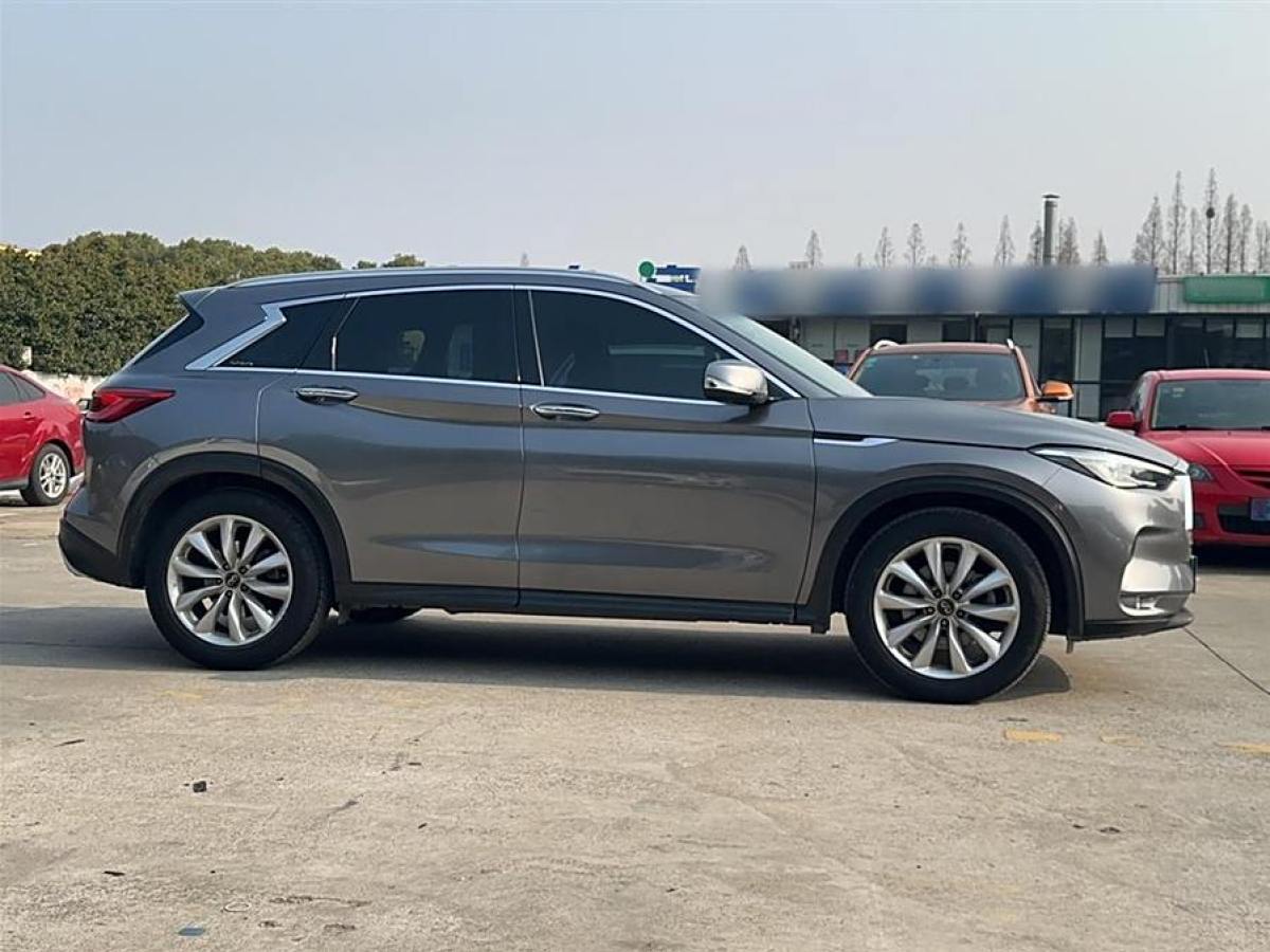 2019年10月英菲尼迪 QX50  2018款 2.0T 四驅菁英版