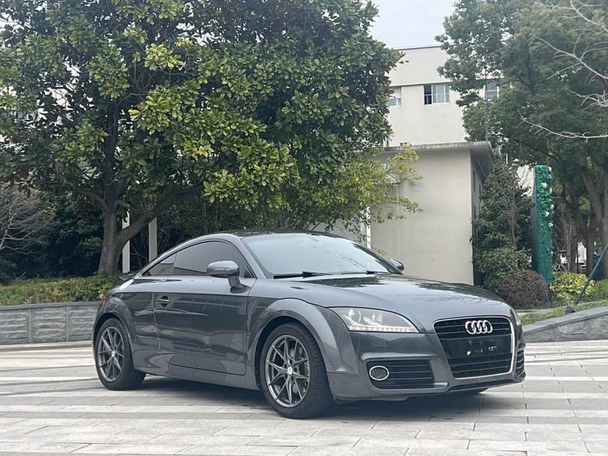 2011年7月奧迪 奧迪TT  2011款 TT Coupe 2.0TFSI