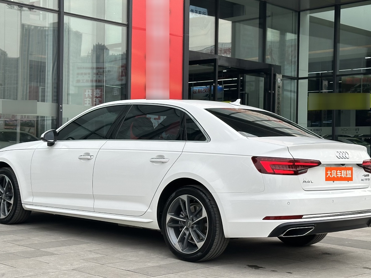 奧迪 奧迪A4L  2019款 40 TFSI 進(jìn)取型 國VI圖片