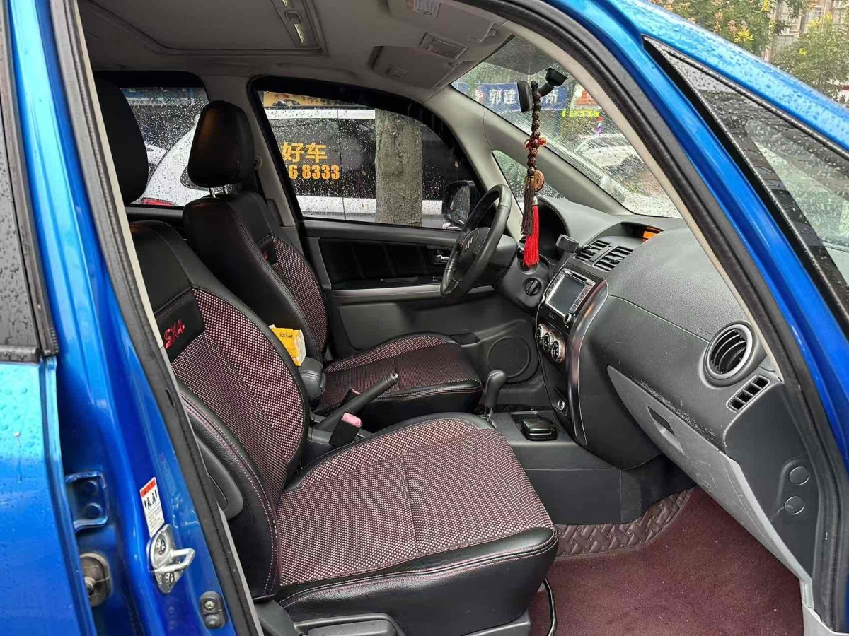 2010年5月鈴木 天語  2009款 SX4 1.8L 兩廂運(yùn)動(dòng)型