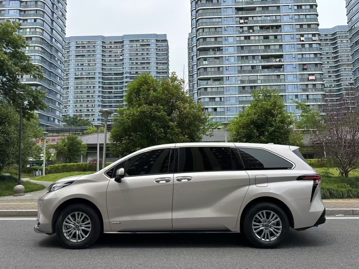 豐田 賽那SIENNA  2021款 2.5L混動(dòng) 尊貴版圖片