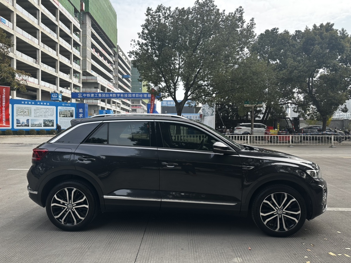 大眾 T-ROC探歌  2019款  280TSI DSG兩驅(qū)舒適型圖片