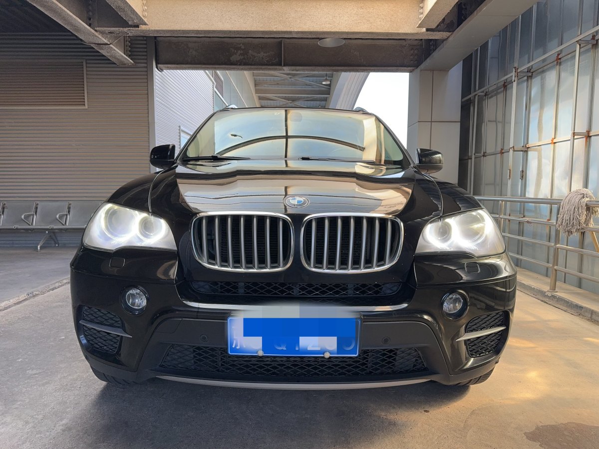 寶馬 寶馬X5  2013款 xDrive35i 領(lǐng)先型圖片