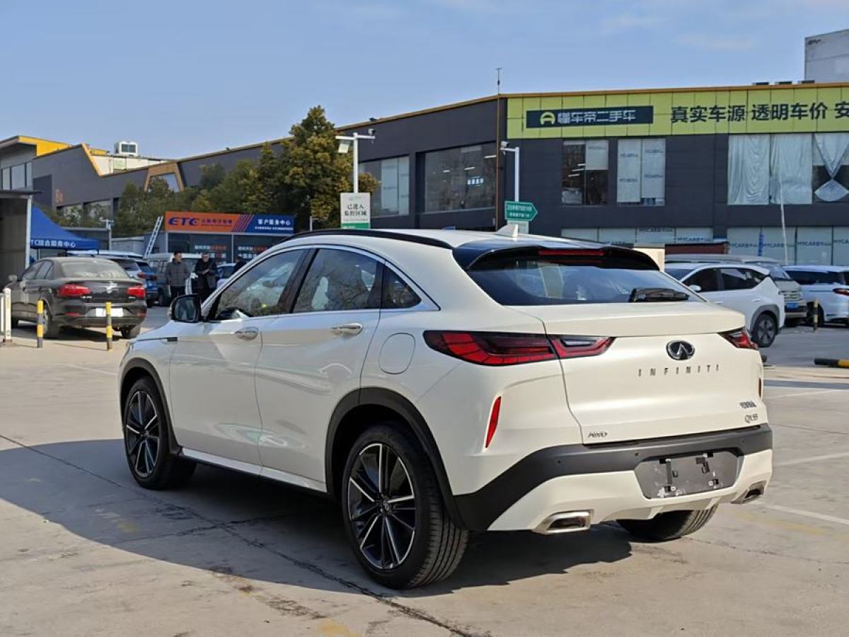 英菲尼迪 英菲尼迪QX55  2022款 2.0T 四驅耀享版圖片