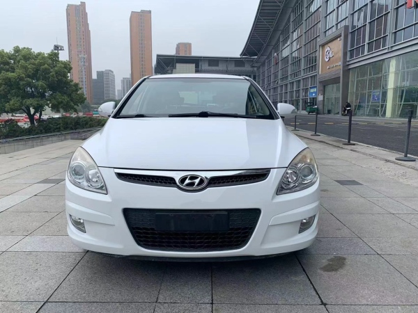 现代 i30  2009款 1.6L 自动豪享型