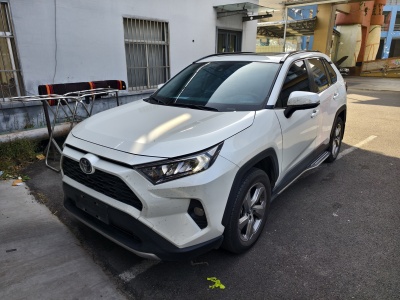 2022年3月 豐田 RAV4 榮放 2.0L CVT兩驅(qū)風尚版圖片