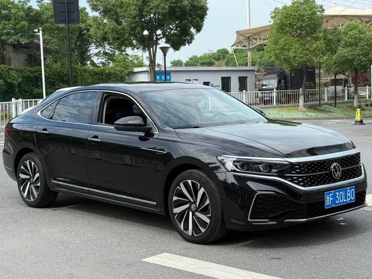 大眾 帕薩特  2022款 330TSI 星空豪華版圖片