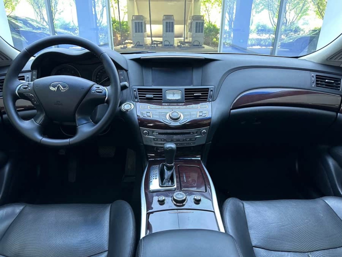 英菲尼迪 Q70  2013款 Q70L 2.5L 雅致版圖片