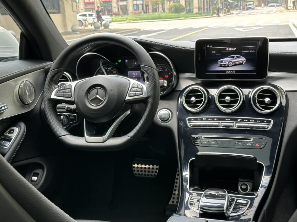 奔馳 奔馳C級(jí)  2018款 C 200 4MATIC 轎跑車圖片