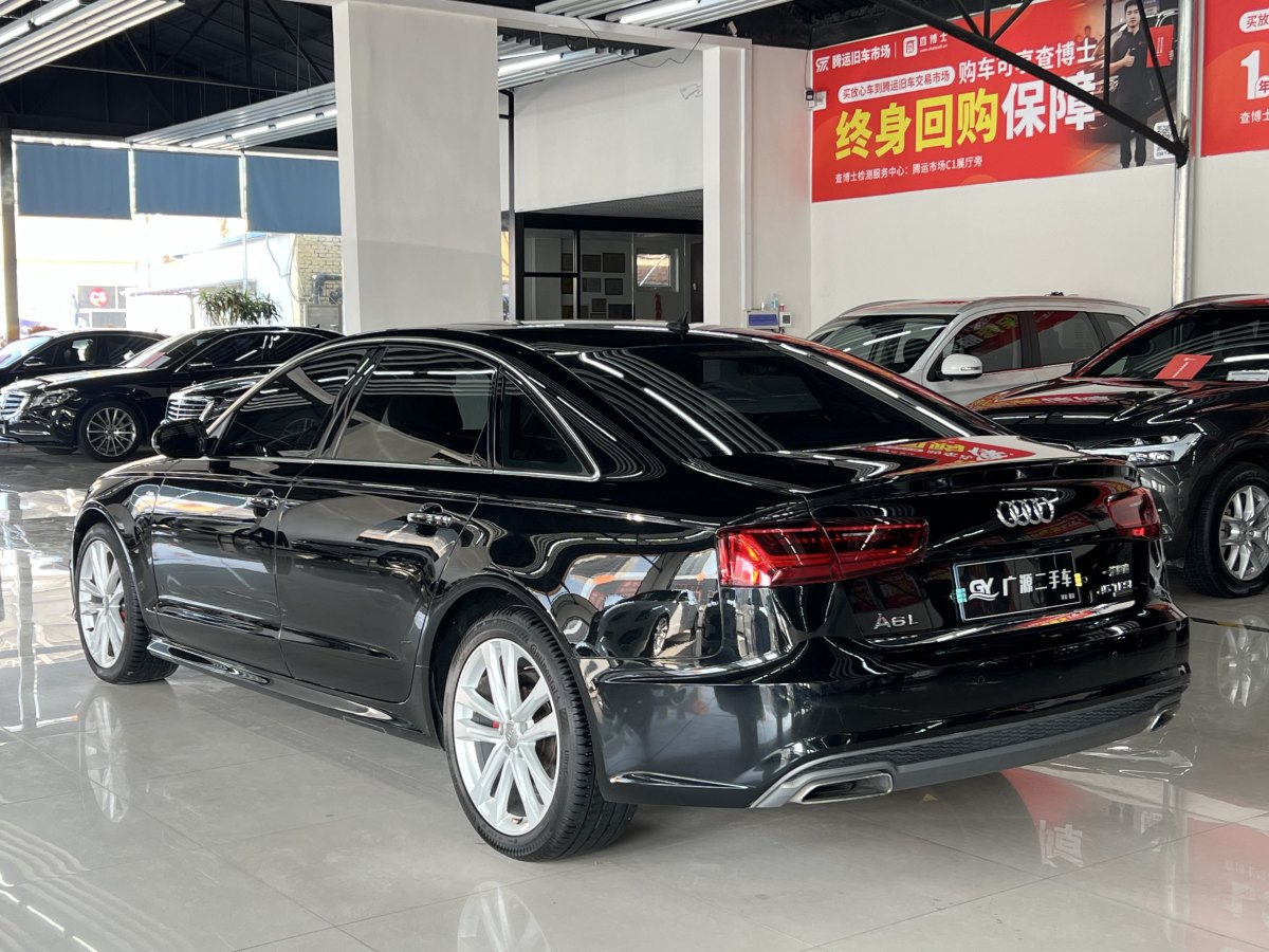 奥迪 奥迪A4L  2018款 30周年年型 45 TFSI quattro 运动型图片