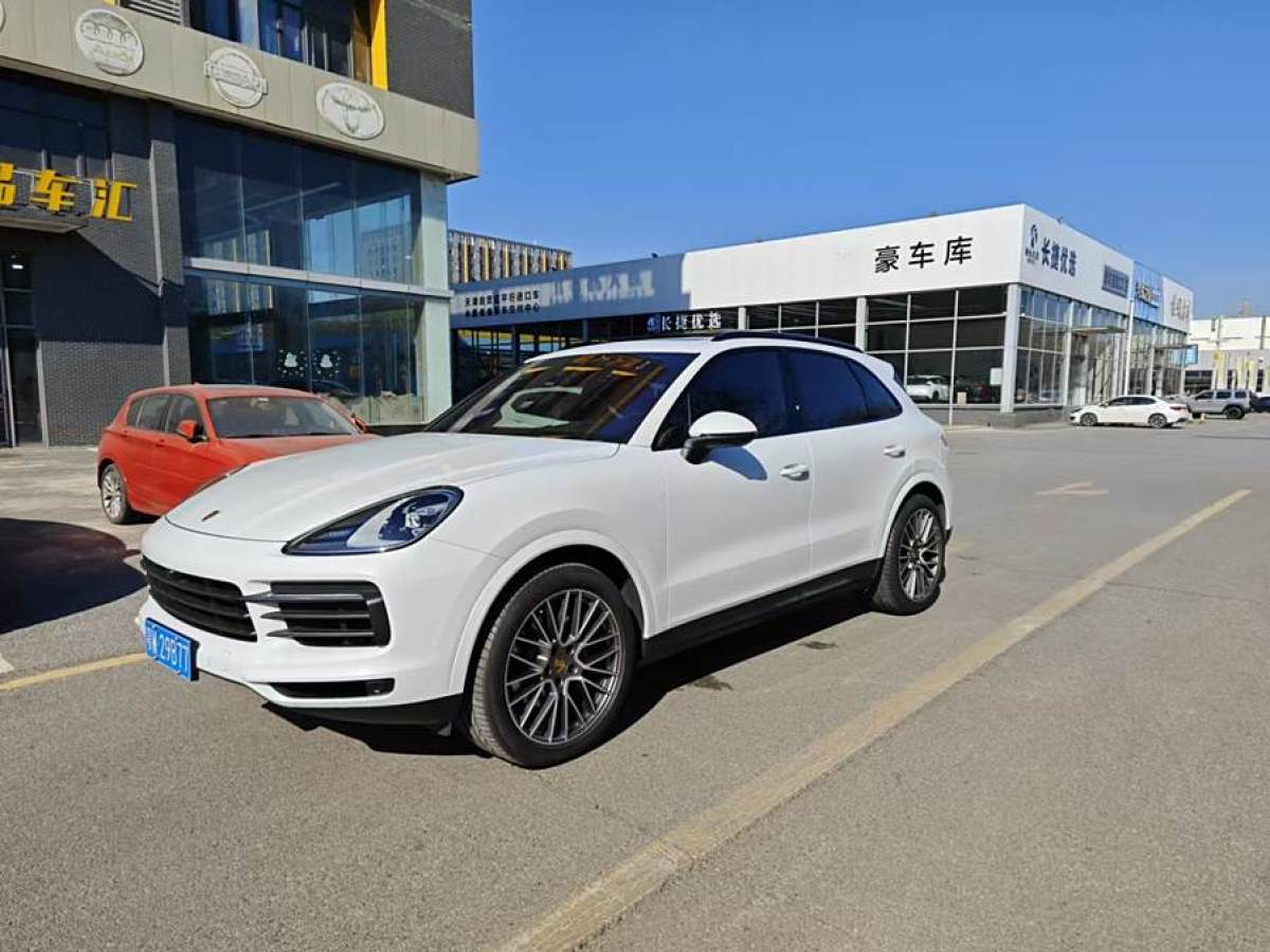 保時(shí)捷 Cayenne  2023款 Cayenne 3.0T 鉑金版圖片