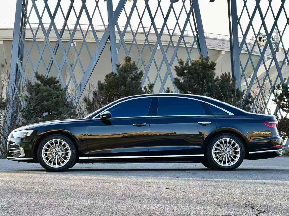 奧迪 奧迪S8  2020款 S8L 4.0TFSI quattro圖片