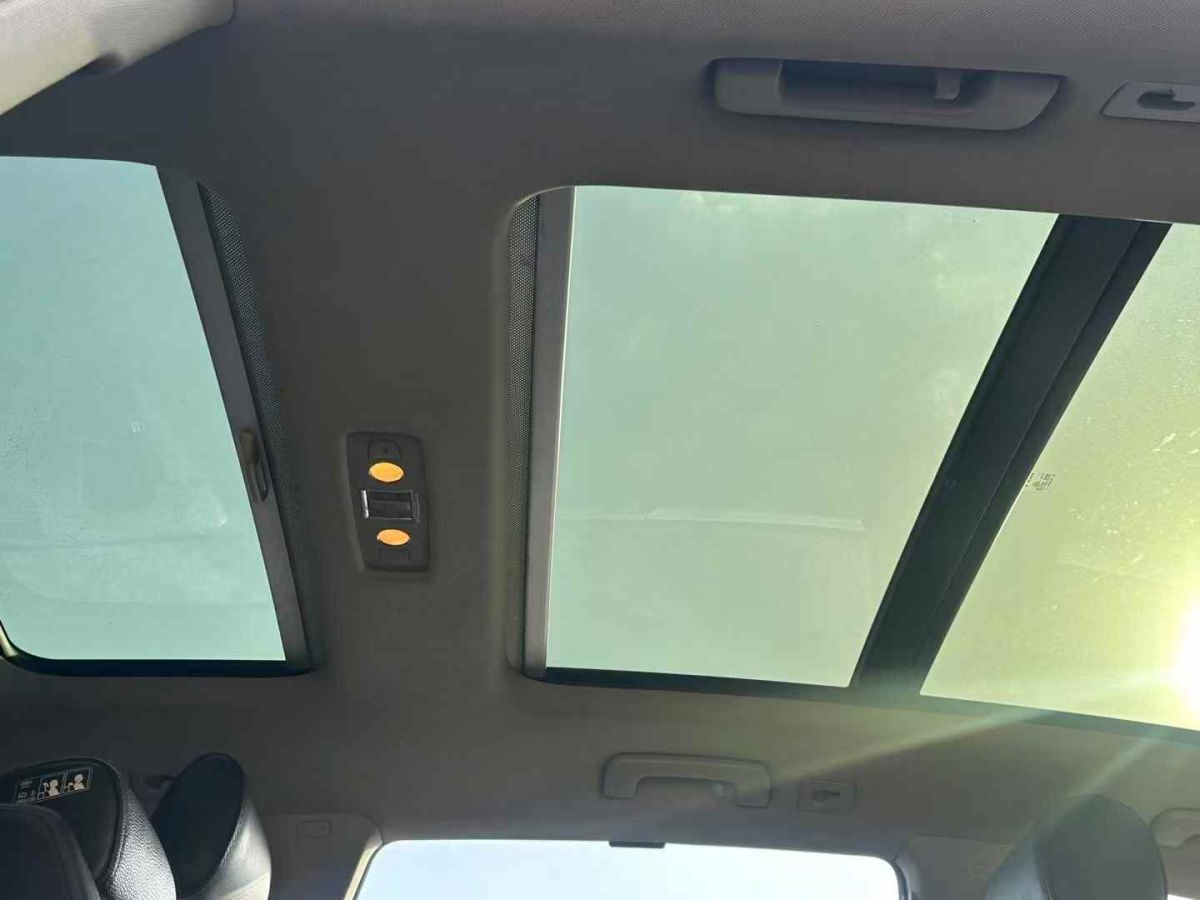 奧迪 奧迪Q7  2013款 Q7 35TDI quattro 領(lǐng)先型圖片