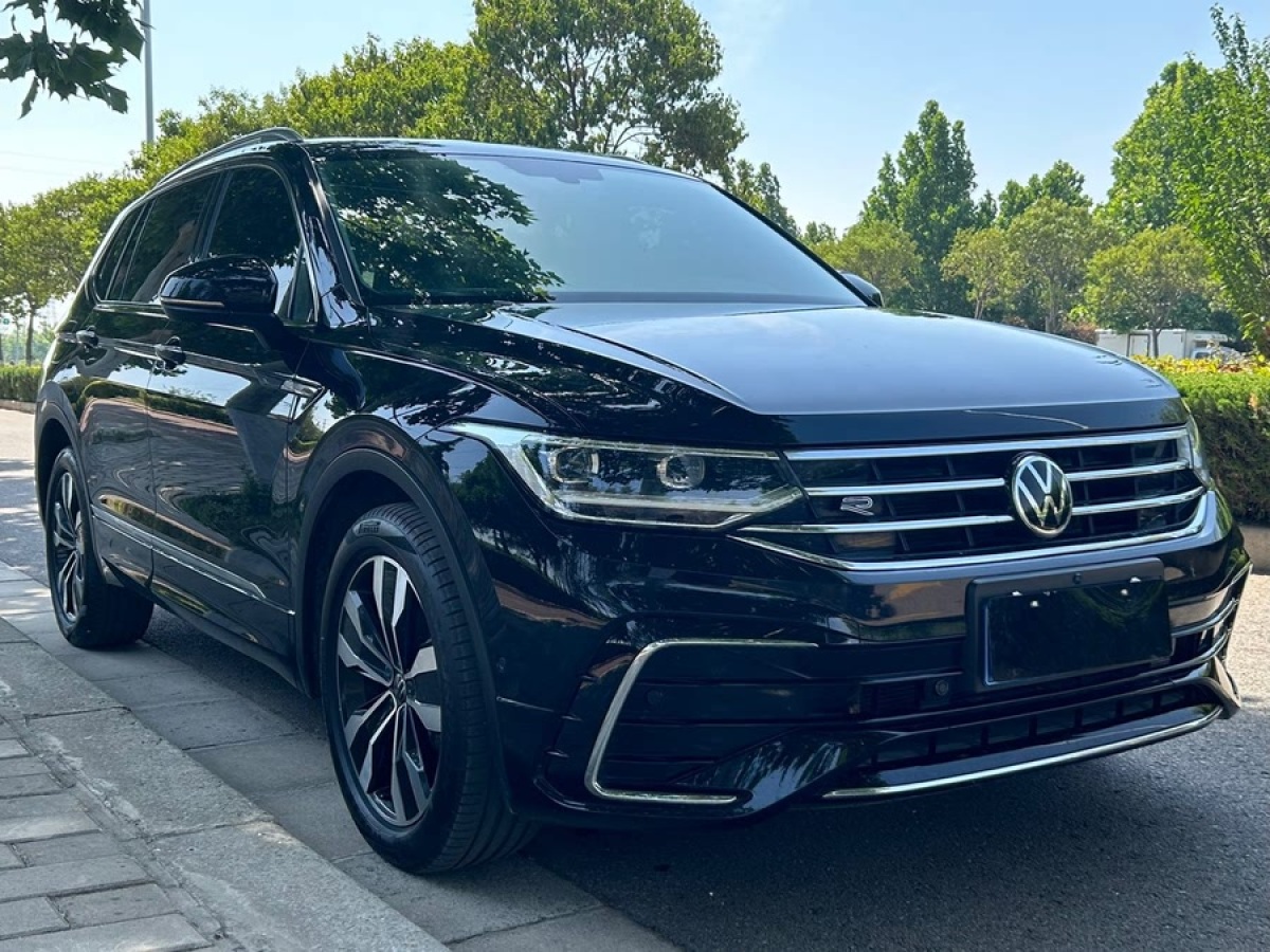 大眾 途觀L  2023款 改款 380TSI 自動四驅(qū)R-Line越享版7座圖片