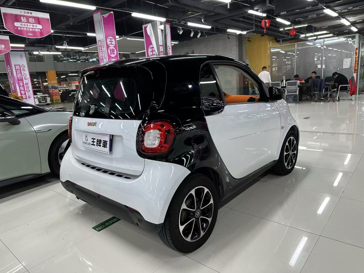 smart fortwo  2015款 1.0L 52千瓦硬頂激情版圖片