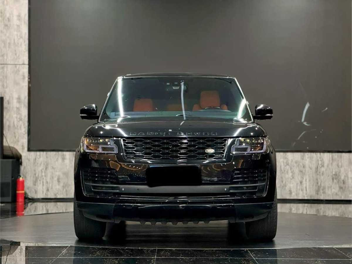 路虎 攬勝  2015款 3.0 V6 黑曜限量版圖片