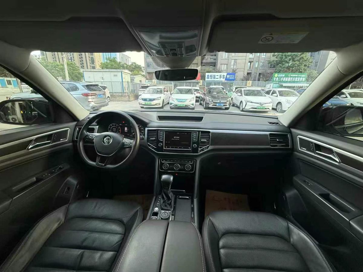 大眾 輝昂  2018款 380TSI 兩驅(qū)商務(wù)版圖片