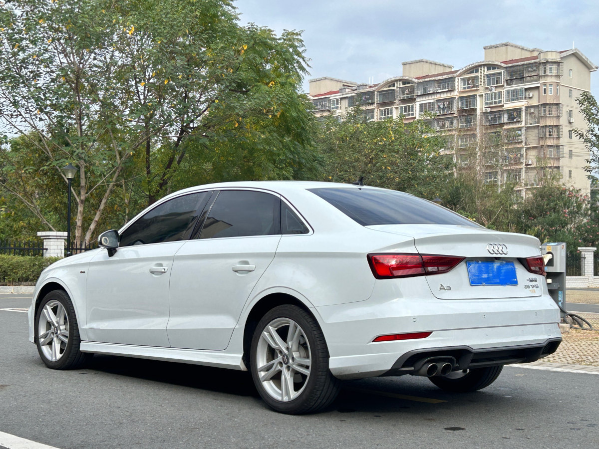 奧迪 奧迪A3  2019款 Limousine 35 TFSI 時(shí)尚型 國(guó)V圖片