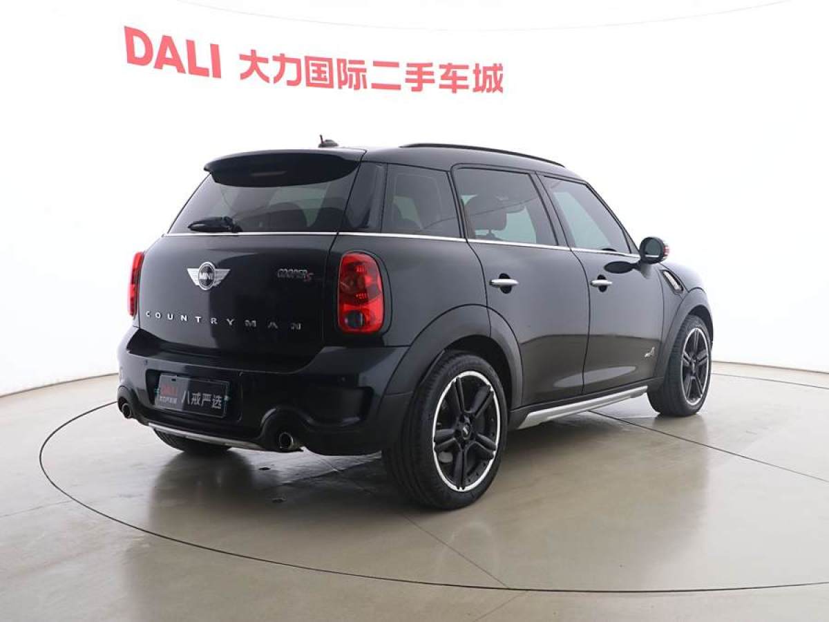 2017年1月MINI COUNTRYMAN  2015款 1.6T COOPER S ALL4 極致暗夜版