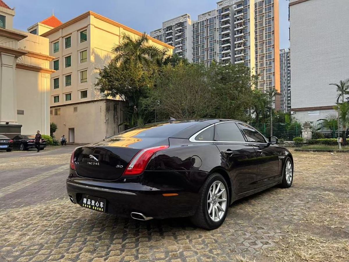 捷豹 XJ  2013款 XJL 3.0 SC 全景商務(wù)版圖片