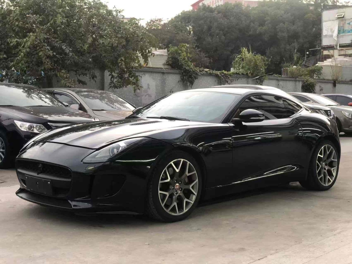 捷豹 F-TYPE  2016款 3.0T 硬頂版圖片