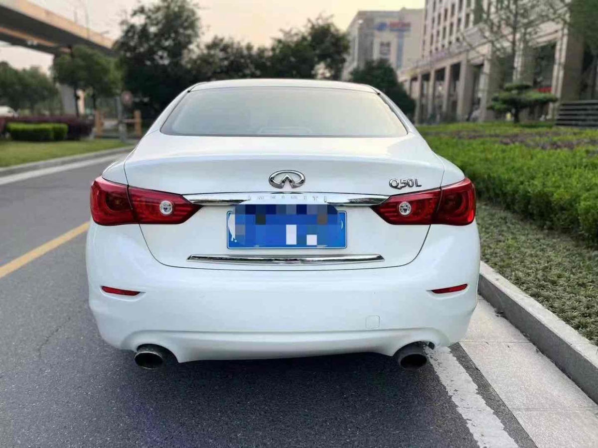 英菲尼迪 Q50L  2015款 2.0T 舒適版圖片