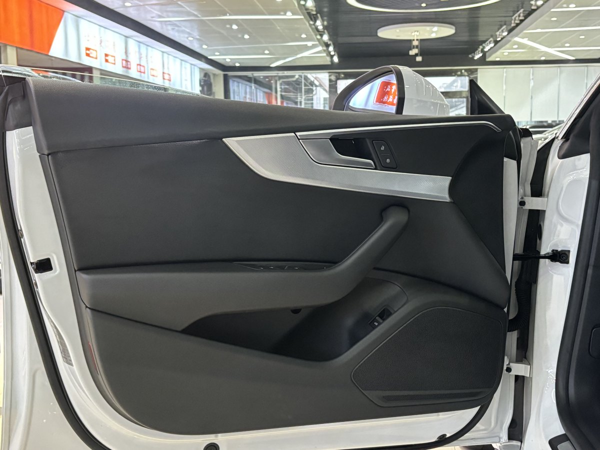 2019年7月奥迪 奥迪A5  2019款 Sportback 40 TFSI 时尚型