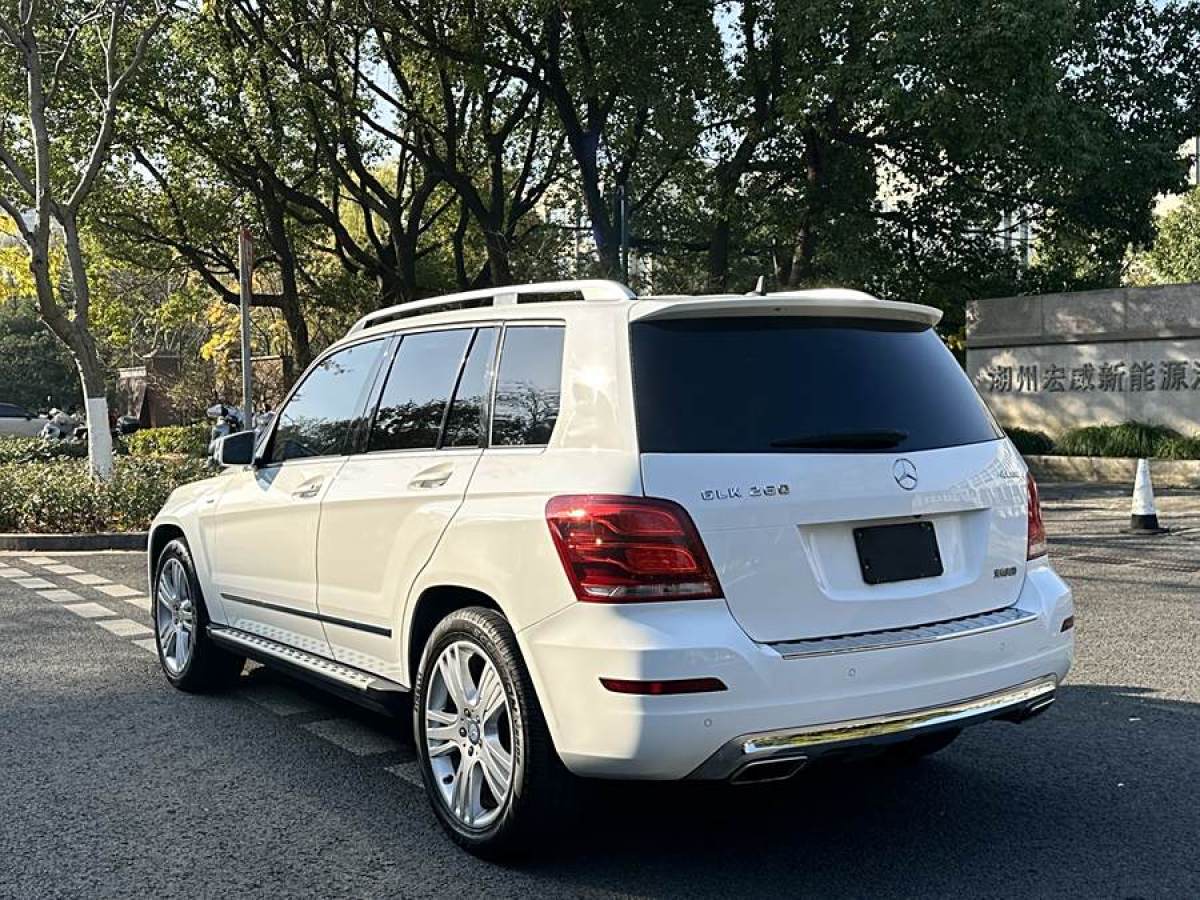 奔馳 奔馳GLK級  2015款 GLK 260 4MATIC 動感型 極致版圖片