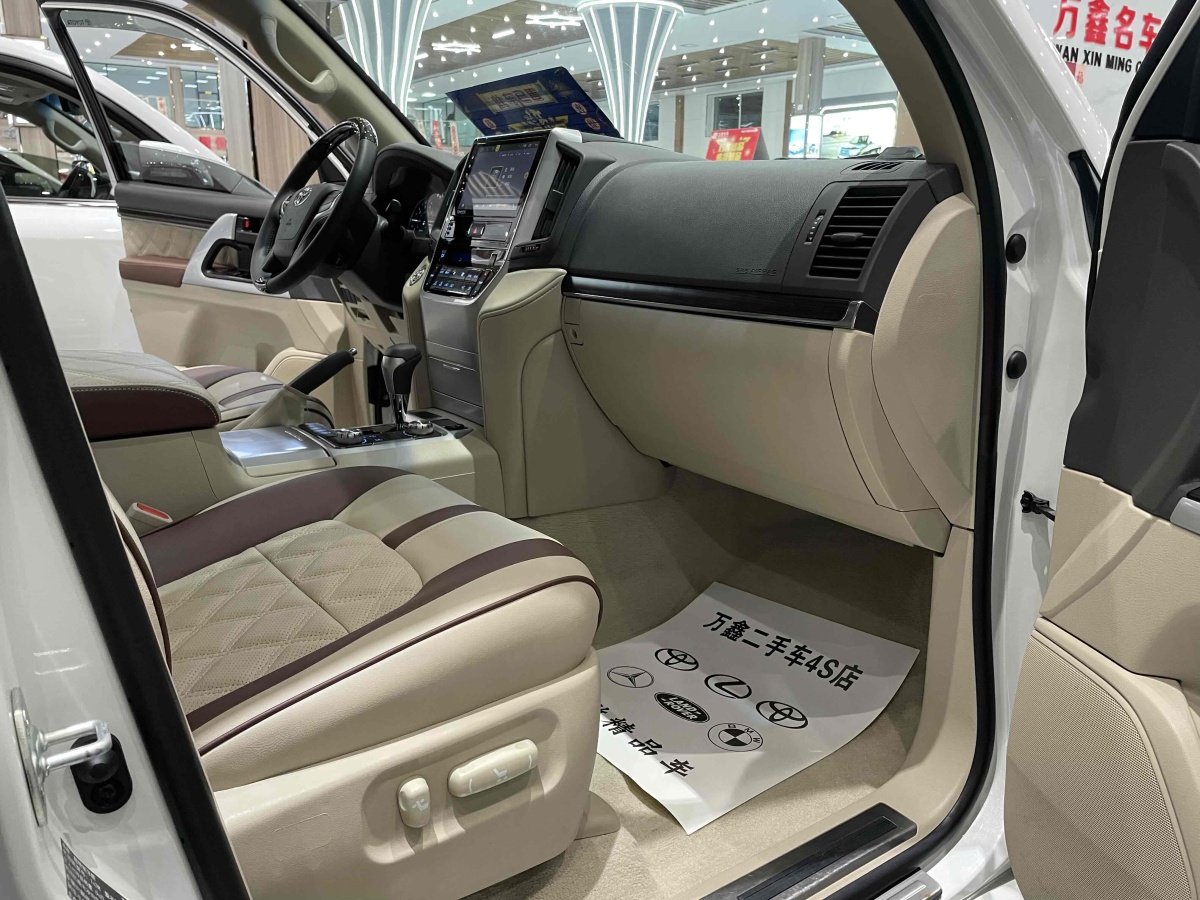 豐田 蘭德酷路澤  2016款 4.0L 中東版圖片