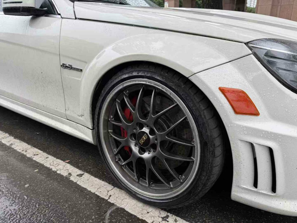 奔馳 C級(jí) AMG  2011款 C63 AMG Tourer 6.2 V8 PP圖片